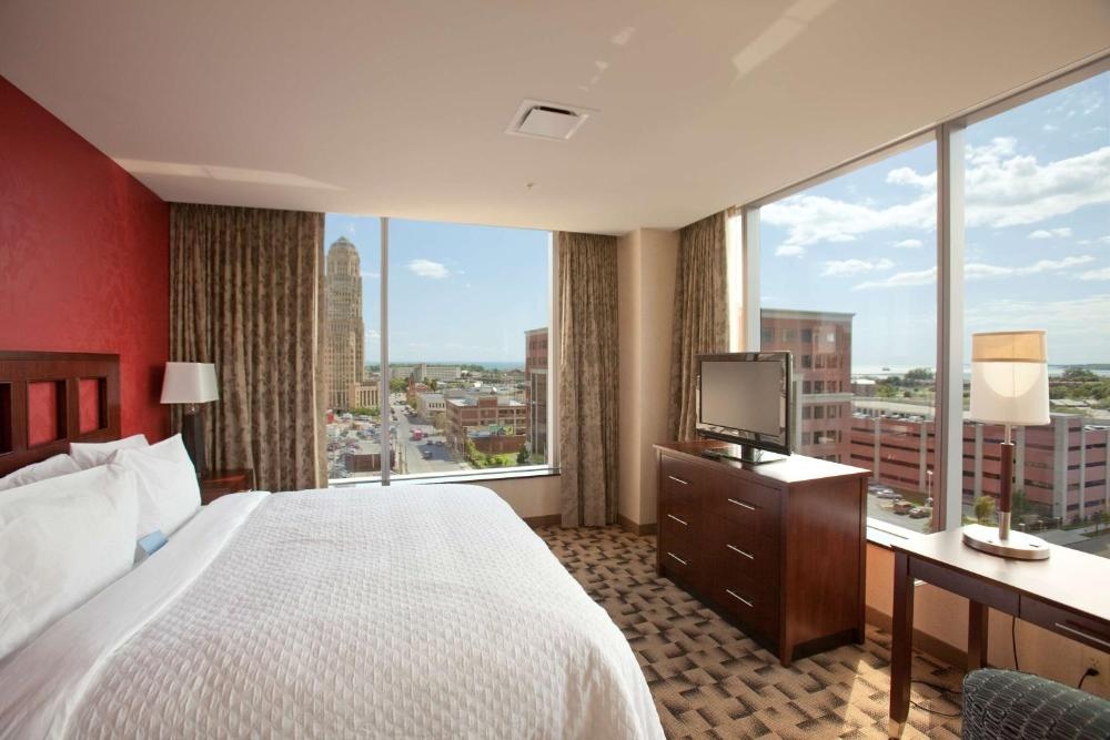 Embassy Suites Buffalo Image 10